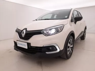 Renault Captur Business EDC 1.5 Diesel 90CV Automatico Visione frontale