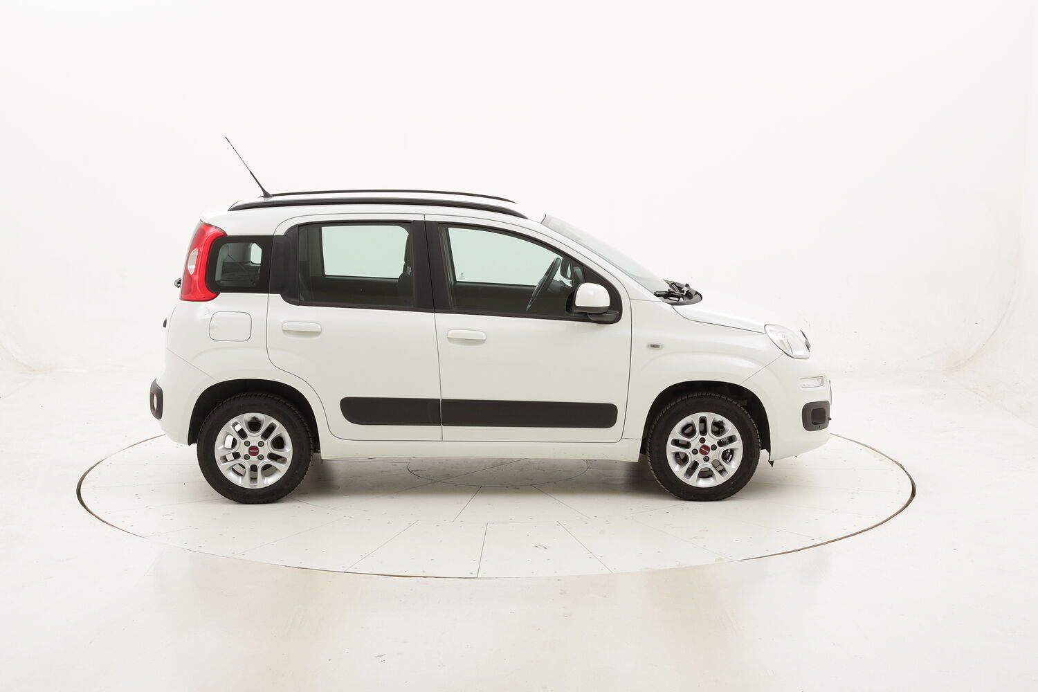 Fiat Panda Lounge usata del 2018 con 17.807 km