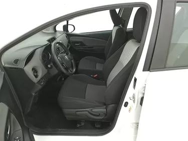 Toyota Yaris Hybrid Business 1.5 Full Hybrid 101CV Automatico Sedili