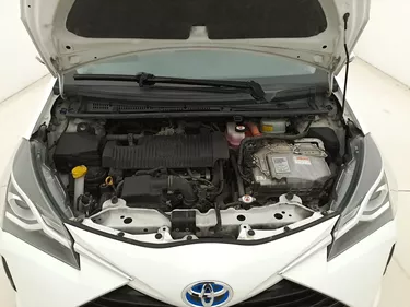 Toyota Yaris Hybrid Business 1.5 Full Hybrid 101CV Automatico Vano motore