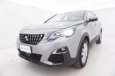 Peugeot 5008 Business EAT8 7 posti 1.5 Diesel 131CV Automatico Visione frontale