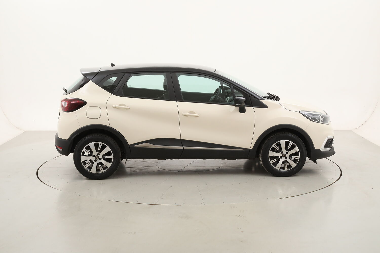 Renault Captur Business EDC usata del 2019 con 103.576 km