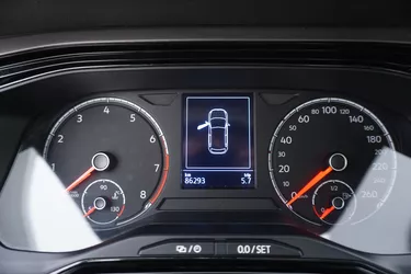 Volkswagen Polo Comfortline 1.0 Benzina 80CV Manuale Interni