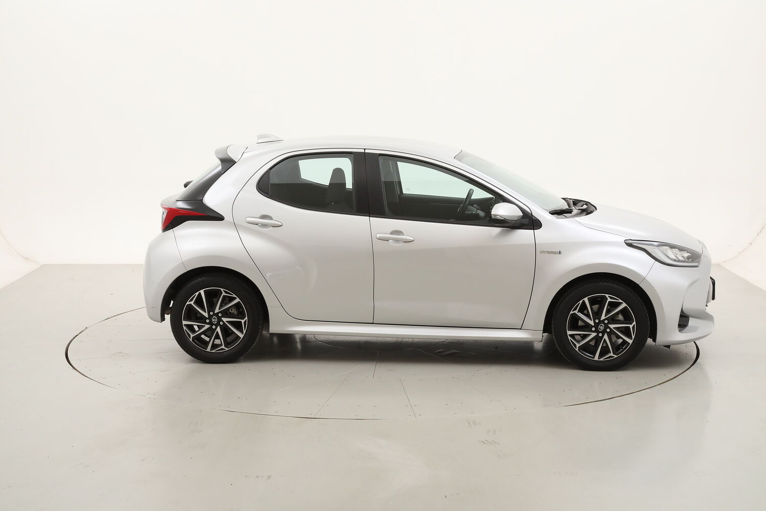 Toyota Yaris Hybrid Trend usata del 2021 con 43.572 km