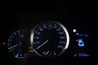 Toyota Corolla Hybrid Business 1.8 Full Hybrid 122CV Automatico Interni