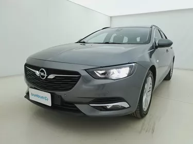 Opel Insignia ST Business 2.0 Diesel 170CV Manuale Visione frontale