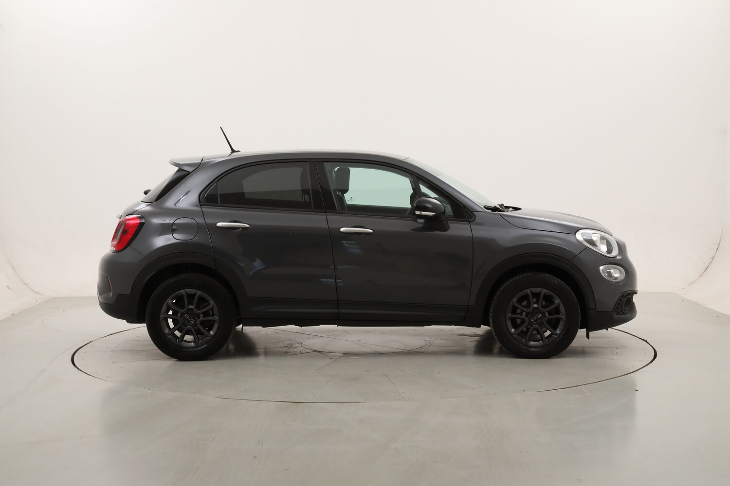 Fiat 500X Club usata del 2023 con 67.307 km