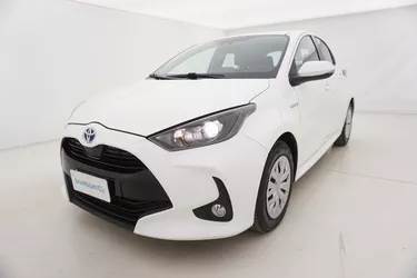Toyota Yaris Hybrid Business 1.5 Full Hybrid 116CV Automatico Visione frontale