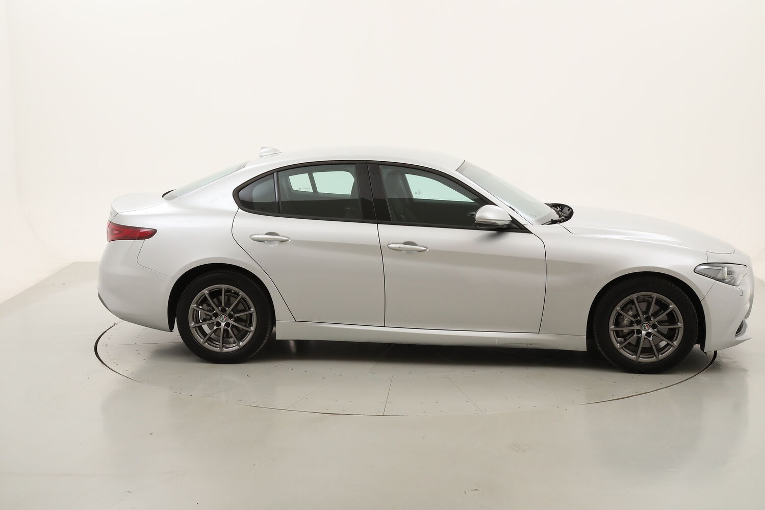 Alfa Romeo Giulia Business AT8 usata del 2020 con 102.454 km