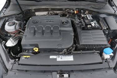 Vano motore di Volkswagen Golf