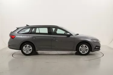 Skoda Octavia Wagon Ambition 2.0 Diesel 116CV Automatico Skoda Octavia Wagon Ambition 2.0 Diesel 116CV Automatico