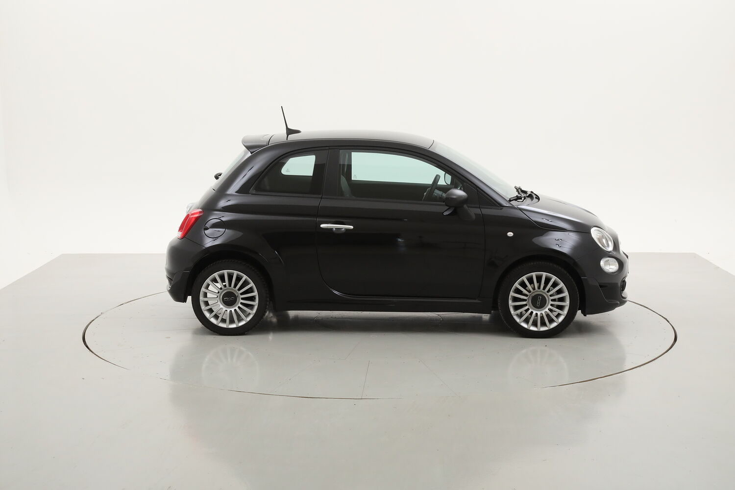 Fiat 500 Hybrid Connect usata del 2021 con 21.808 km