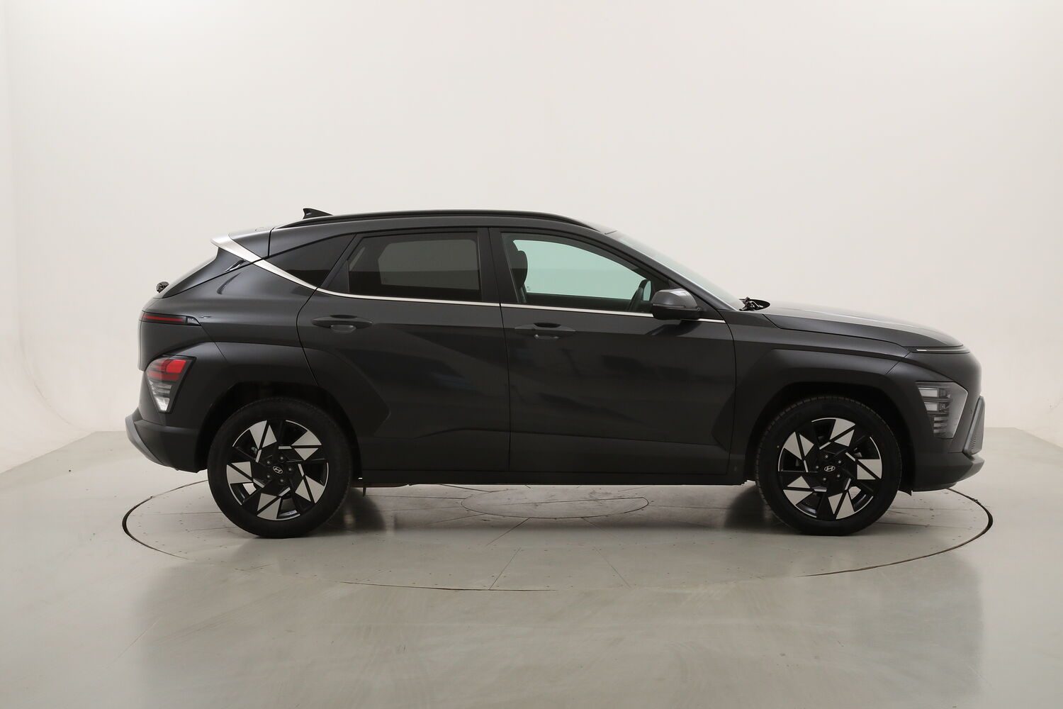 Hyundai Kona XLine DCT usata del 2024 con 26.983 km