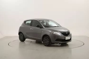 Lancia Ypsilon Hybrid Silver Plus 1.0 Mild Hybrid 70CV Manuale Lancia Ypsilon Hybrid Silver Plus 1.0 Mild Hybrid 70CV Manuale