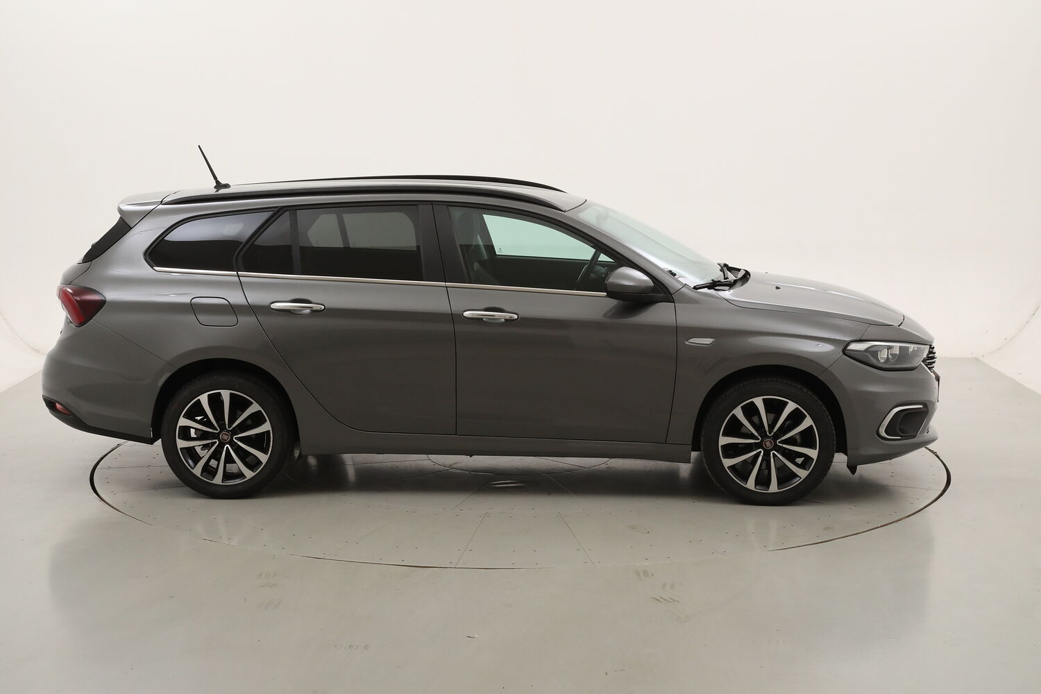Fiat Tipo SW Lounge DCT usata del 2020 con 127.233 km