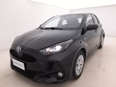 Toyota Yaris Hybrid Business 1.5 Full Hybrid 116CV Automatico Visione frontale