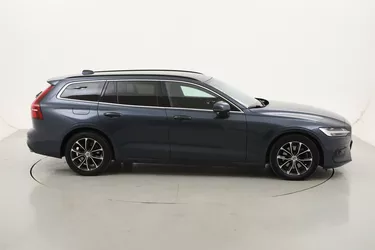 Volvo V60 B4 Momentum Business Pro Geartronic 2.0 Mild Hybrid 197CV Automatico Volvo V60 B4 Momentum Business Pro Geartronic 2.0 Mild Hybrid 197CV Automatico