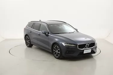 Volvo V60 B4 Momentum Business Pro Geartronic 2.0 Mild Hybrid 197CV Automatico Volvo V60 B4 Momentum Business Pro Geartronic 2.0 Mild Hybrid 197CV Automatico
