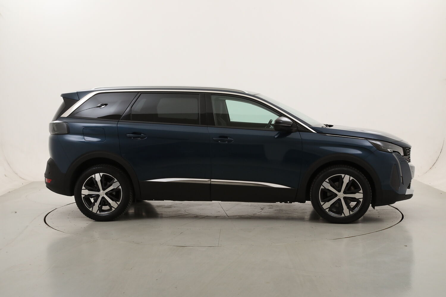 Peugeot 5008 Allure Pack EAT8 usata del 2022 con 100.136 km