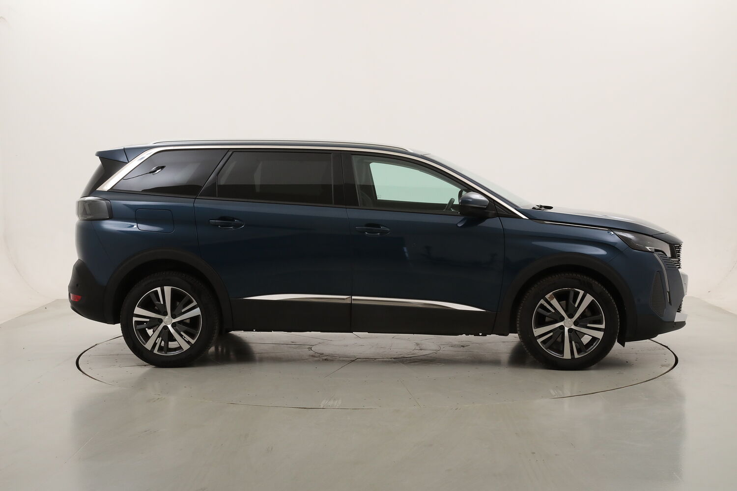Peugeot 5008 Allure Pack EAT8 - 7 posti usata del 2021 con 100.860 km