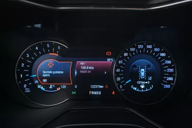 Ford Mondeo SW Titanium Business Auto 2.0 Diesel 150CV Automatico Interni