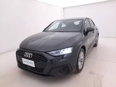 Audi A3 SPB 35 TDI Business S tronic 2.0 Diesel 150CV Automatico Visione frontale