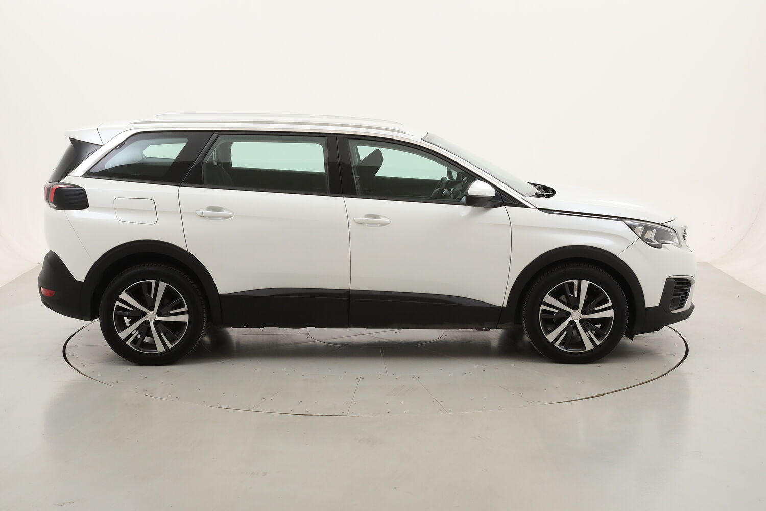 Peugeot 5008 Business - 7 POSTI usata del 2020 con 126.156 km