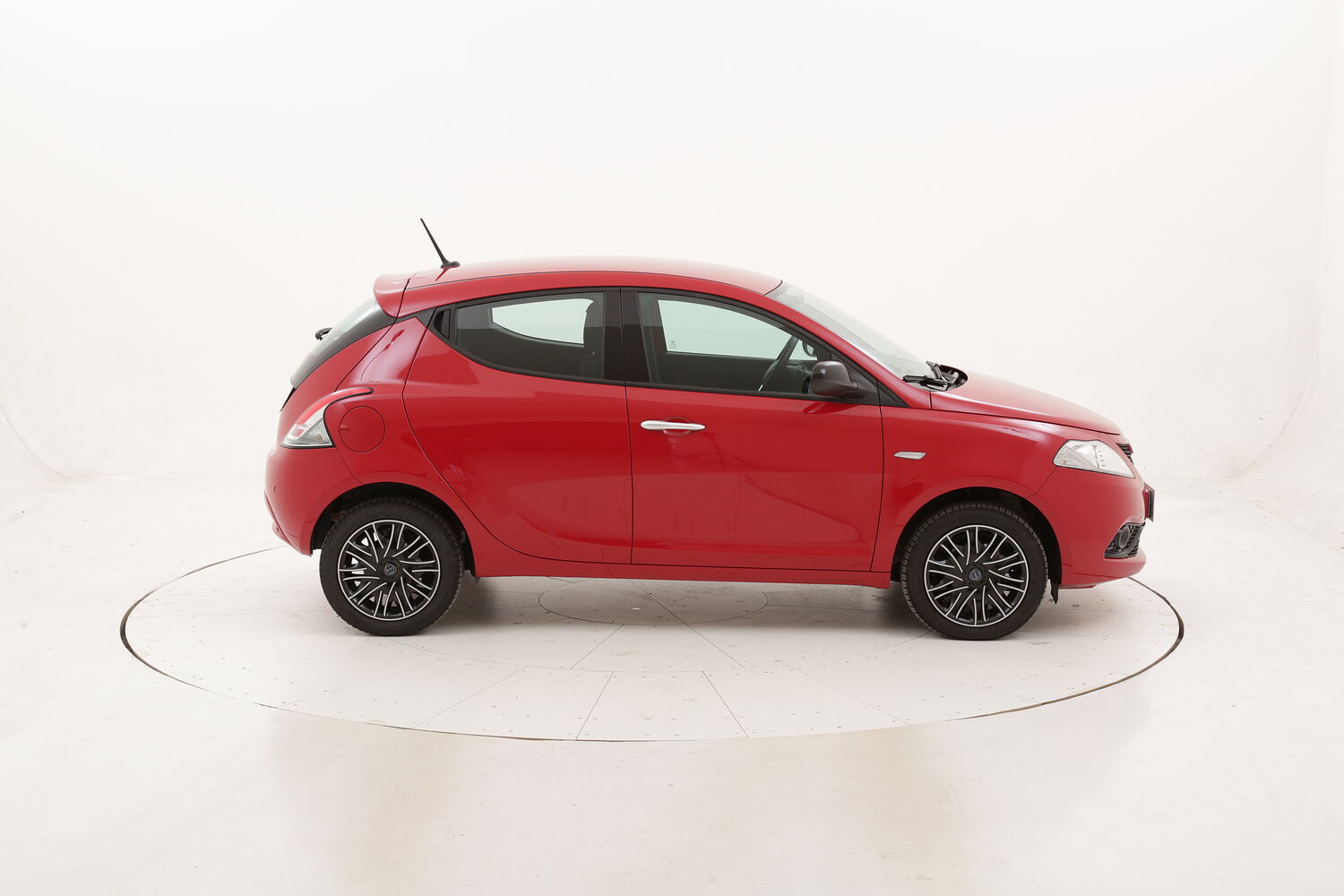 Lancia Ypsilon Gold usata del 2020 con 7.329 km