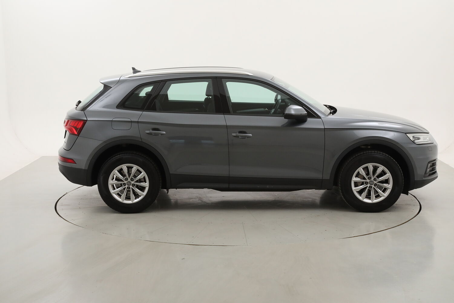 Audi Q5 quattro S tronic usata del 2019 con 92.161 km