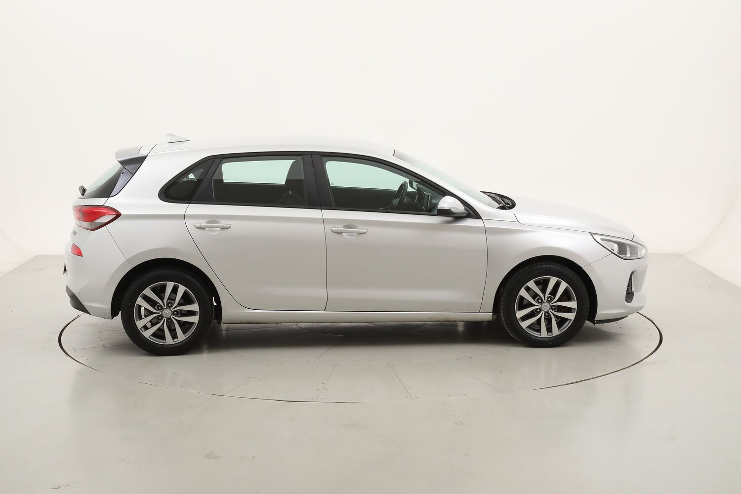 Hyundai I30 Business usata del 2017 con 105.635 km