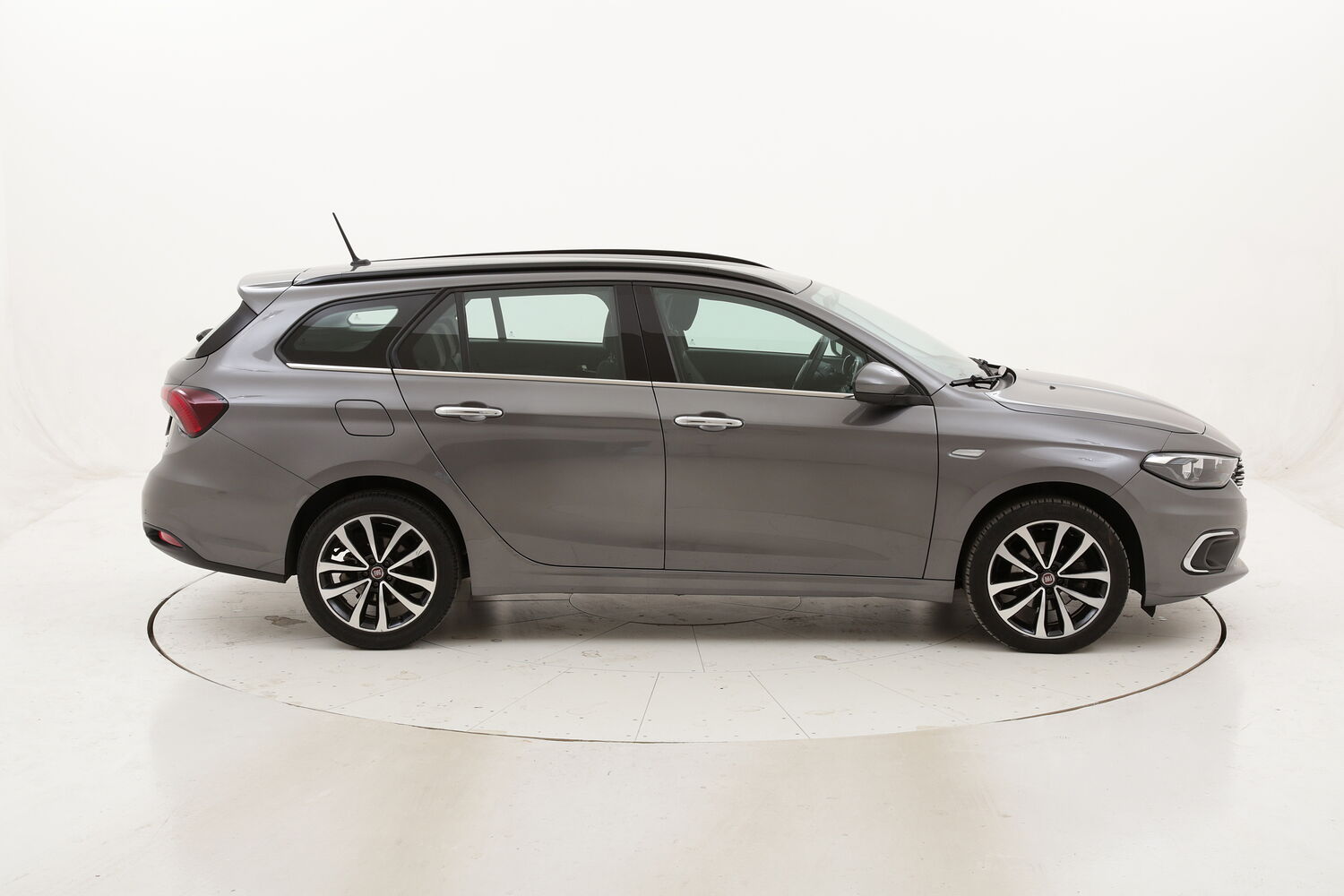 Fiat Tipo SW Lounge Aut. usata del 2018 con 82.637 km