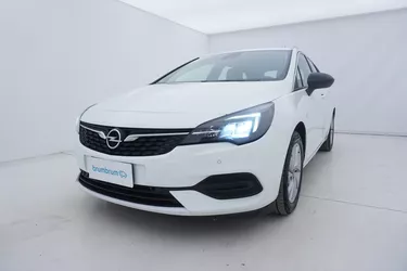 Opel Astra ST Business Elegance AT9 1.5 Diesel 122CV Automatico Visione frontale