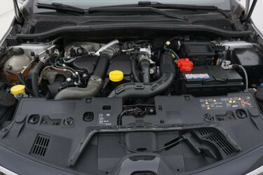 Renault Clio Vano motore Vano motore di Renault Clio