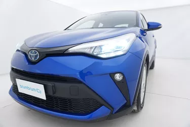 Toyota C-HR Hybrid Business 1.8 Full Hybrid 122CV Automatico Visione frontale