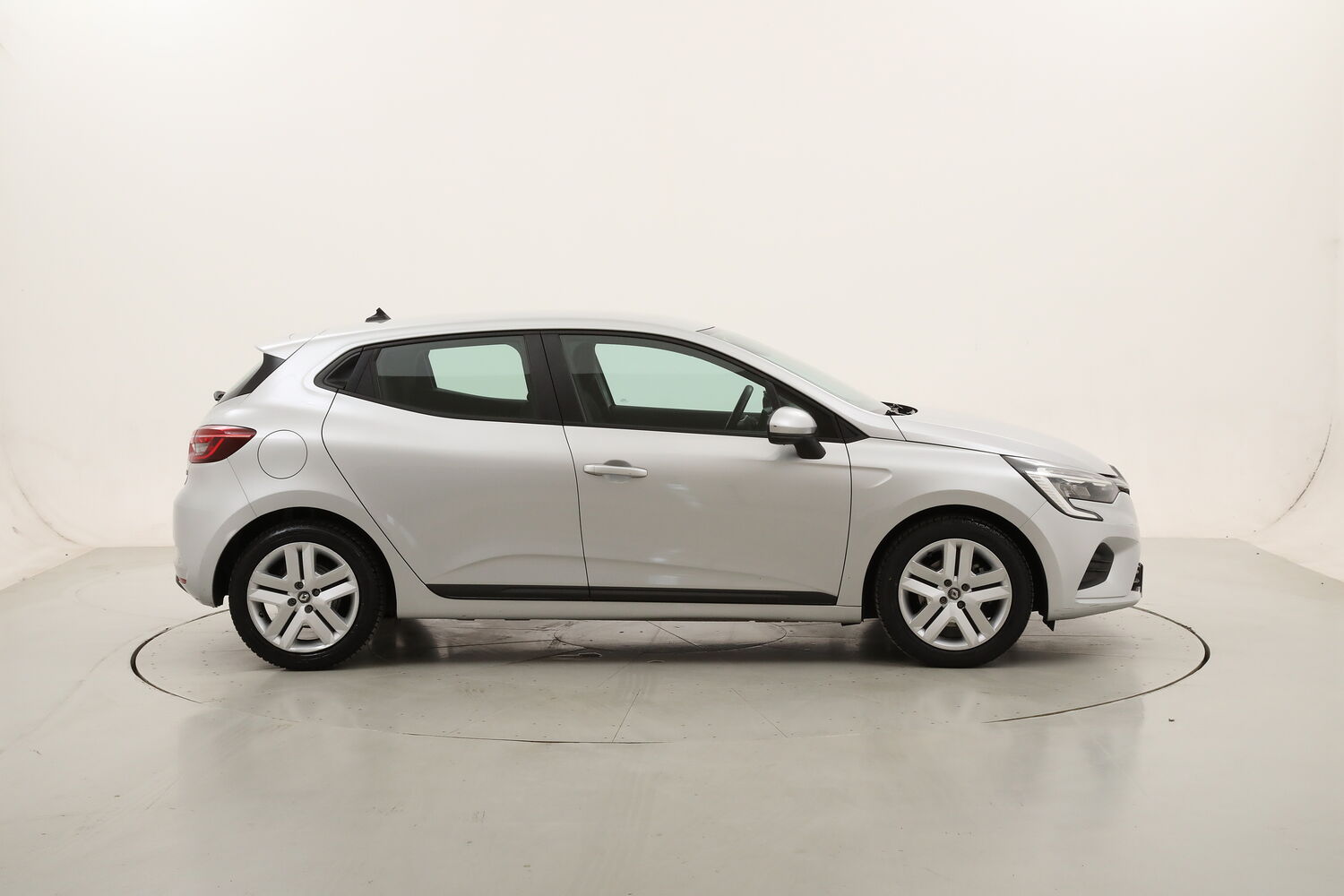 Renault Clio Hybrid Business usata del 2022 con 75.254 km
