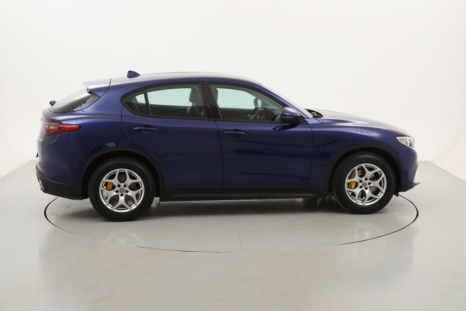 Alfa Romeo Stelvio Business AT8 usata del 2020 con 86.728 km