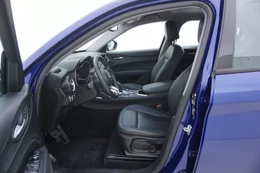 Alfa Romeo Stelvio Business AT8 2.1 Diesel 190CV Automatico Sedili