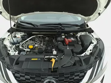 Nissan Qashqai Hybrid Business Xtronic 1.3 Mild Hybrid 158CV Automatico Vano motore