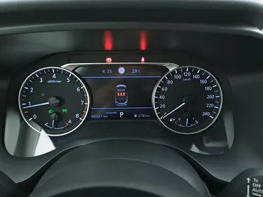 Nissan Qashqai Hybrid Business Xtronic 1.3 Mild Hybrid 158CV Automatico Interni