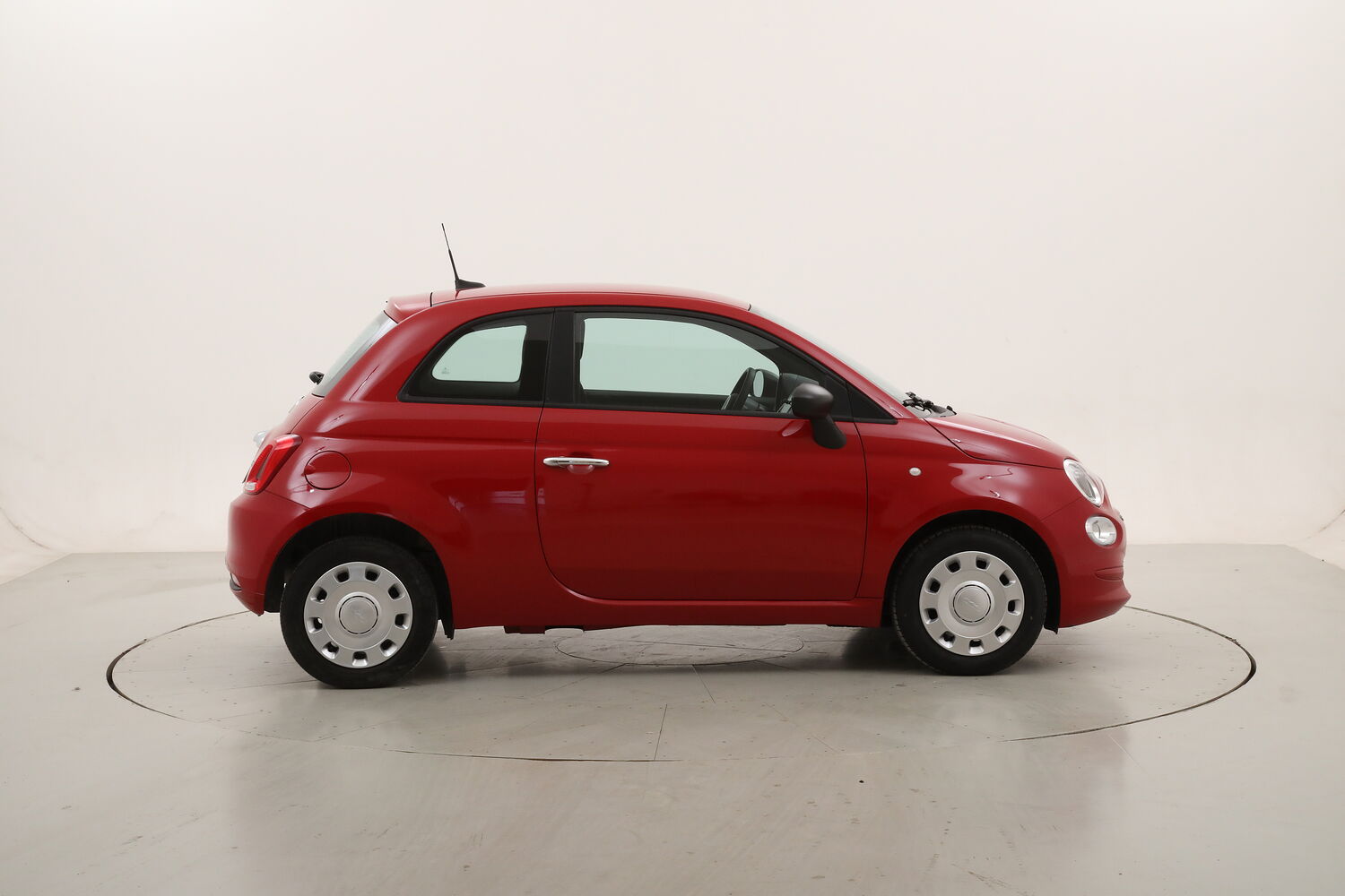 Fiat 500 Hybrid usata del 2023 con 67.148 km