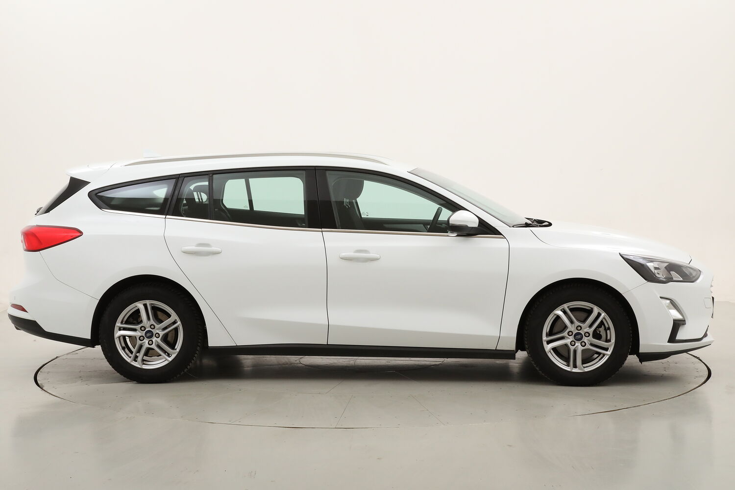 Ford Focus SW Business usata del 2020 con 101.936 km