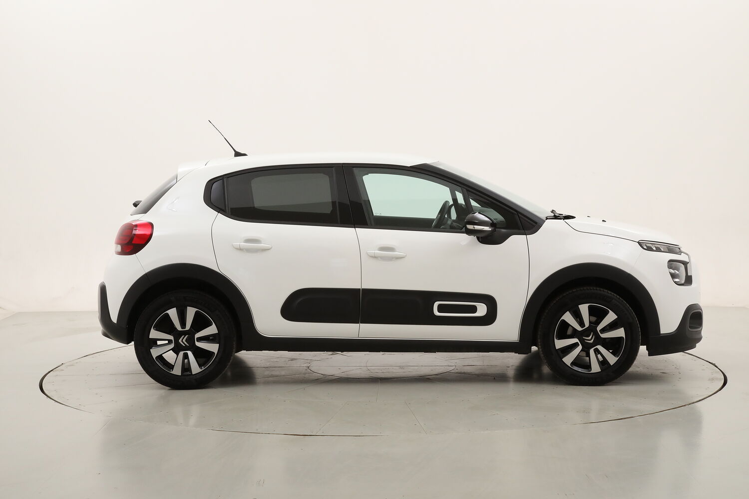 Citroen C3 Max usata del 2023 con 18.535 km