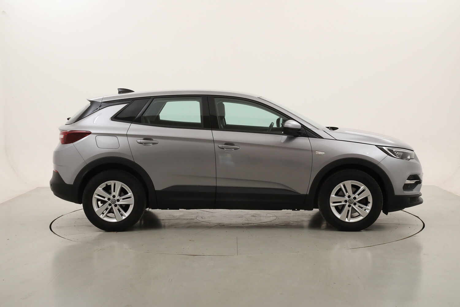 Opel Grandland Business AT8 usata del 2020 con 138.565 km