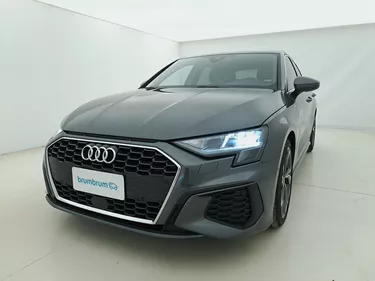 Audi A3 SPB S line edition S tronic 1.5 Mild Hybrid 150CV Automatico Visione frontale