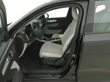 Volvo XC40 D3 Geartronic Business Plus AWD 2.0 Diesel 150CV Automatico Sedili