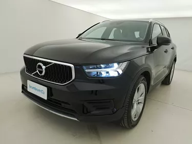 Volvo XC40 D3 Geartronic Business Plus AWD 2.0 Diesel 150CV Automatico Visione frontale