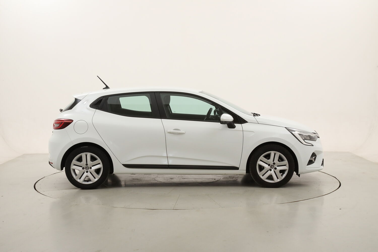 Renault Clio Hybrid Business usata del 2021 con 107.428 km