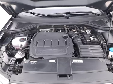 Volkswagen T-Roc Business DSG 2.0 Diesel 150CV Automatico Vano motore