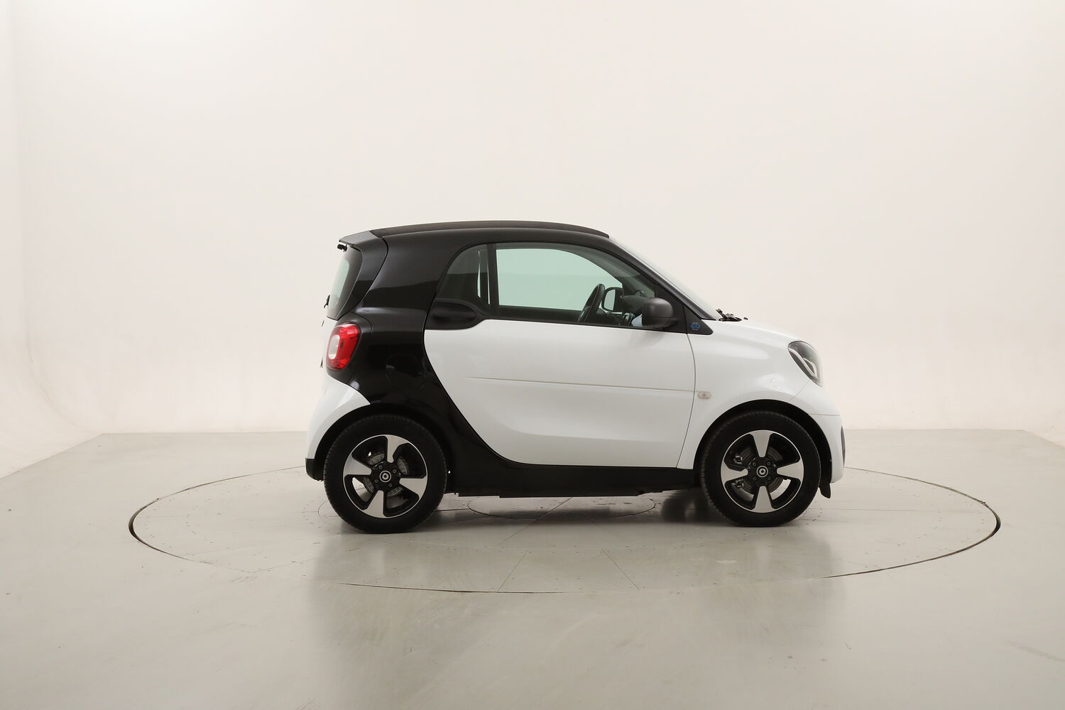 Smart Fortwo EQ Passion usata del 2022 con 9.139 km