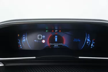 Peugeot 508 SW Business EAT8 2.0 Diesel 163CV Automatico Interni
